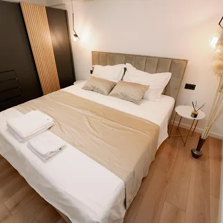 Spalato Apartman アパート
